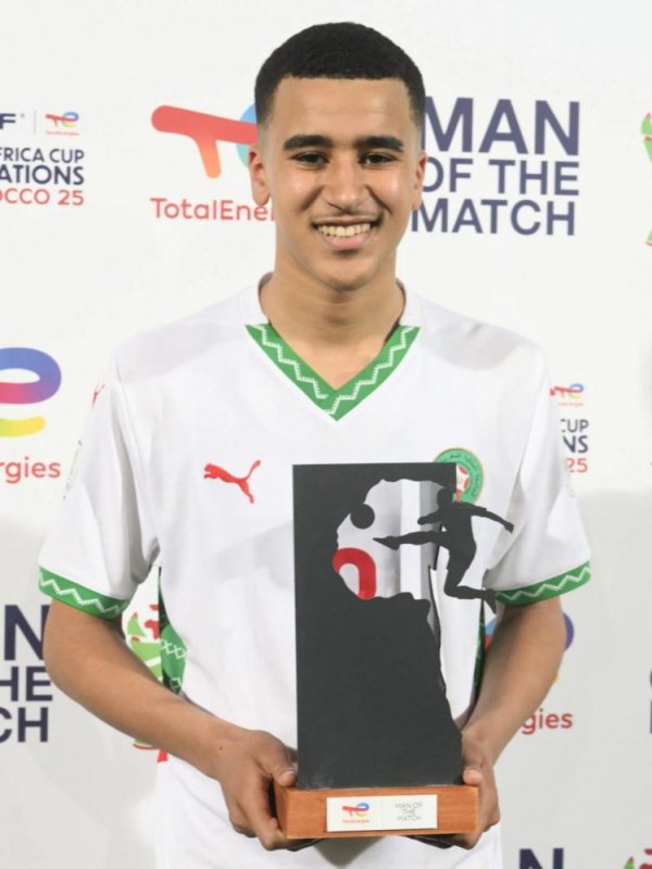 领牛策略 阿斯：16岁摩洛哥新星未能通过皇马的体检，可能重返阿贾克斯效力